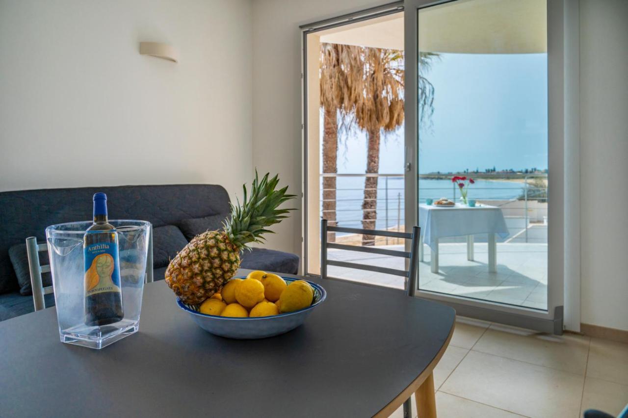 Cicirata Sea Beach - Sicilia Vacanza Avola Bagian luar foto