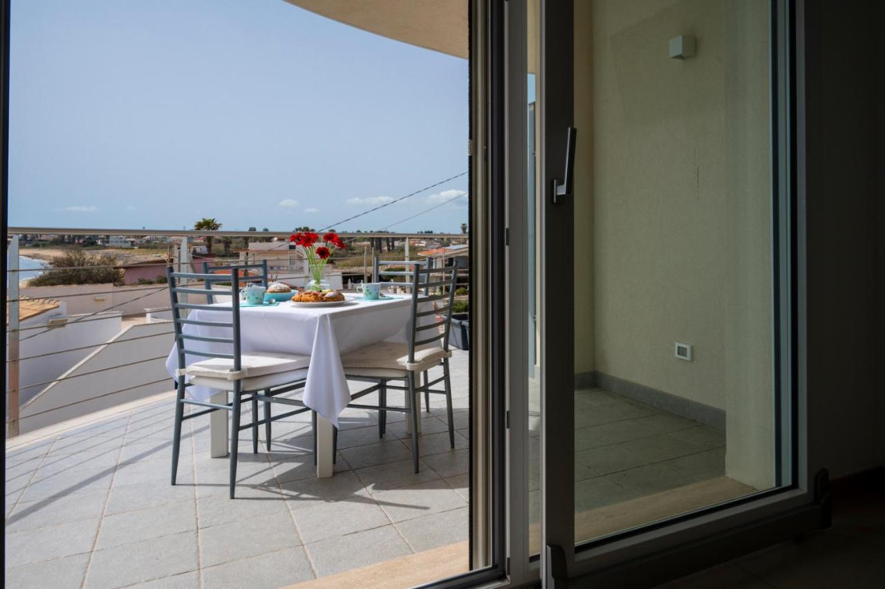 Cicirata Sea Beach - Sicilia Vacanza Avola Bagian luar foto